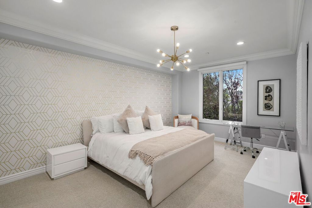 3685 Benedict Canyon LaneSherman Oaks img 24