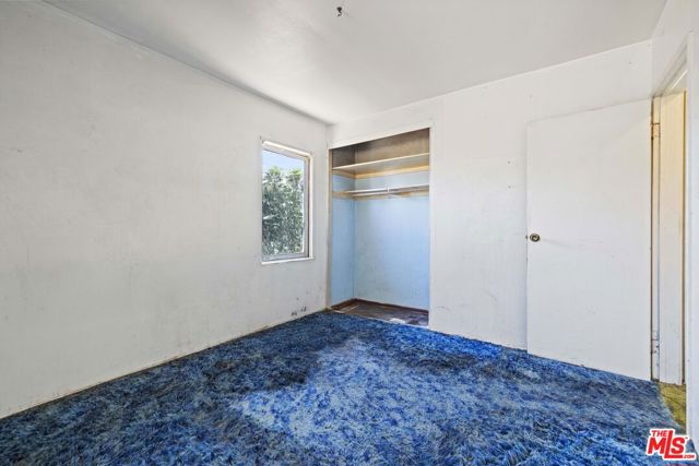 21001 Gault Street, Canoga Park CA: https://media.crmls.org/mediaz/12487354-627c-4a63-b1cd-03d732afa5fe.jpg