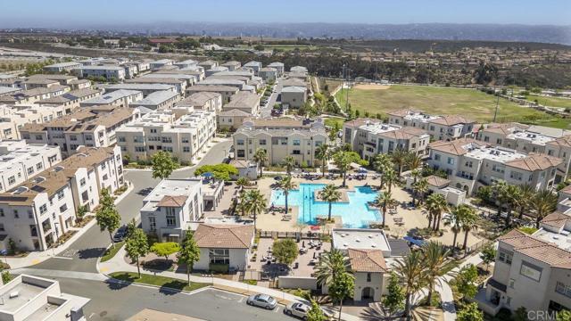 5140 Calle Sand Arch, San Diego CA: https://media.crmls.org/mediaz/1248c47c-5c76-42b2-b504-1e0f0389872b.jpg