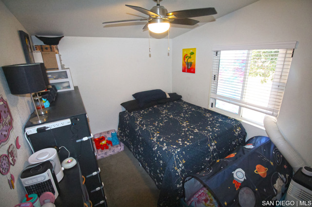 14595 Olde Highway 80, El Cajon CA: https://media.crmls.org/mediaz/12491685-2b79-4d4c-a6b1-545b48bd8cfa.jpg