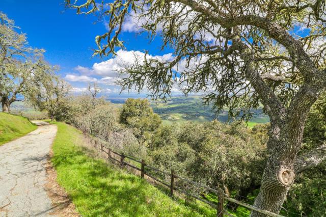 500 El Caminito Road, Carmel Valley CA: https://media.crmls.org/mediaz/124ae625-51d7-44f5-8acf-effac70961e6.jpg