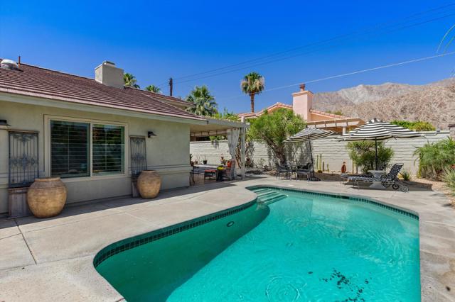 Image 27 of 38 For 52505 Avenida Alvarado
