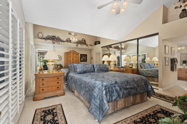 9 Acapulco Drive, Palm Desert CA: https://media.crmls.org/mediaz/124cf361-8e7c-4603-90b1-7c6ba85e494a.jpg