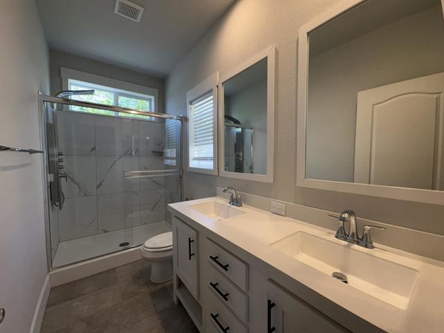 1515 N Milpitas Boulevard, Milpitas CA: https://media.crmls.org/mediaz/124d25ba-992b-4427-8020-c7f883811553.jpg