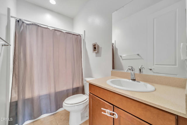 Detail Gallery Image 12 of 34 For 363 Nuez St, Camarillo,  CA 93012 - 3 Beds | 2/1 Baths