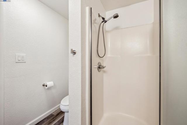 37107 Holly St, Fremont CA: https://media.crmls.org/mediaz/124e0276-f534-4922-9db7-534ddff73c7c.jpg