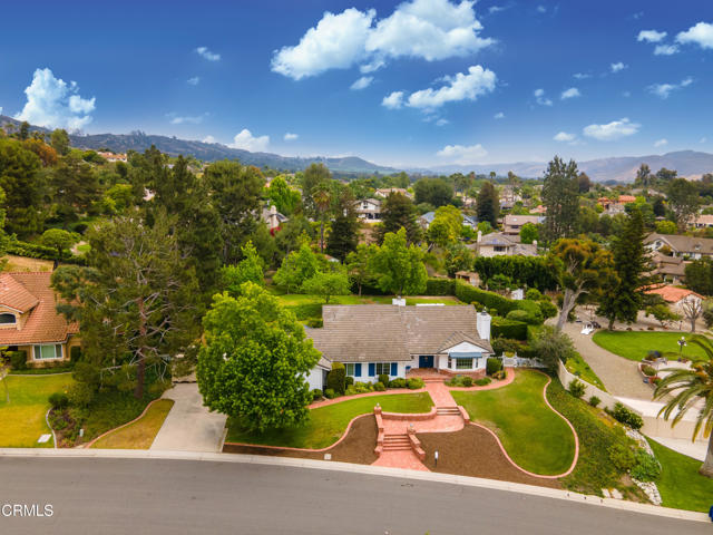 6861 Aviano Drive, Camarillo CA: https://media.crmls.org/mediaz/124e49f3-ef0b-4020-b08a-62afc4e97d78.jpg