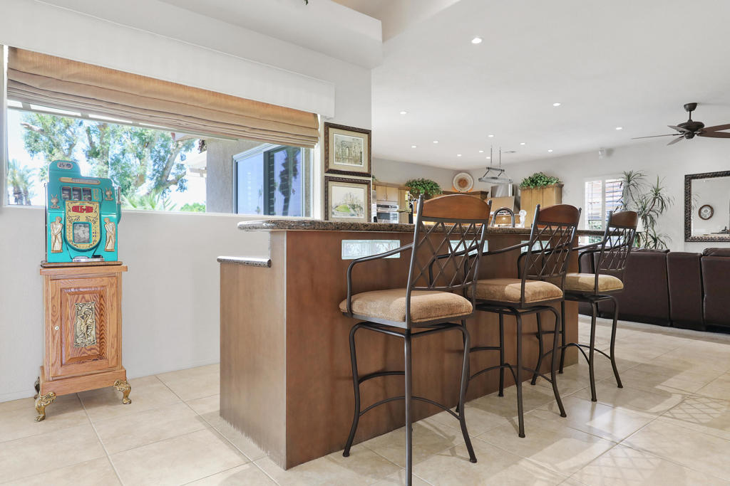 MLS #219138775DA image #4