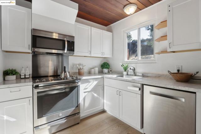 22882 Upland Way, Hayward CA: https://media.crmls.org/mediaz/124ef137-3ece-455d-8bf9-f9a233895114.jpg
