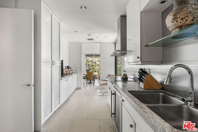 9255 Doheny Road, West Hollywood CA: https://media.crmls.org/mediaz/124f553d-7ac3-44f2-8964-30f0feb71ee4.jpg