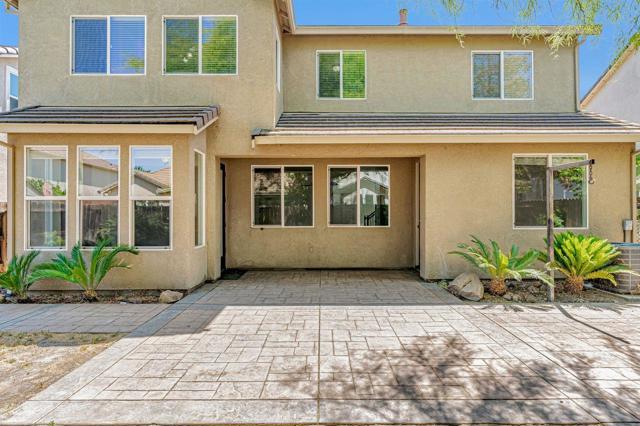 1619 Tumbleweed Way, Los Banos CA: https://media.crmls.org/mediaz/124ffd6a-7197-4a59-b0ed-e0b957d69876.jpg
