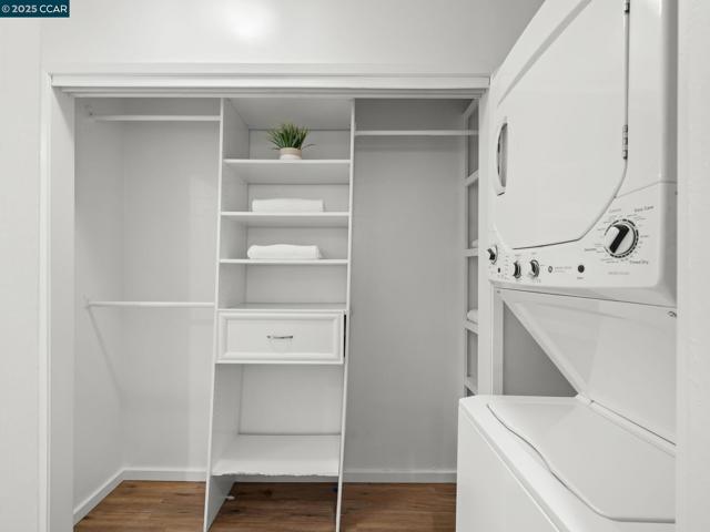 200 El Dorado Ave, Danville CA: https://media.crmls.org/mediaz/12500caf-af3d-4931-85fc-71df9d5654c7.jpg