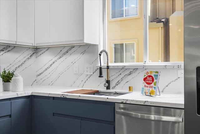 1690 Civic Center Drive, Santa Clara CA: https://media.crmls.org/mediaz/1250ed18-4266-4dea-bf15-20fd99a04cfa.jpg