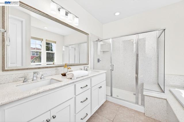 3651 Branding Iron Pl, Dublin CA: https://media.crmls.org/mediaz/12521b53-edbc-4627-92dc-170bb27fdc53.jpg