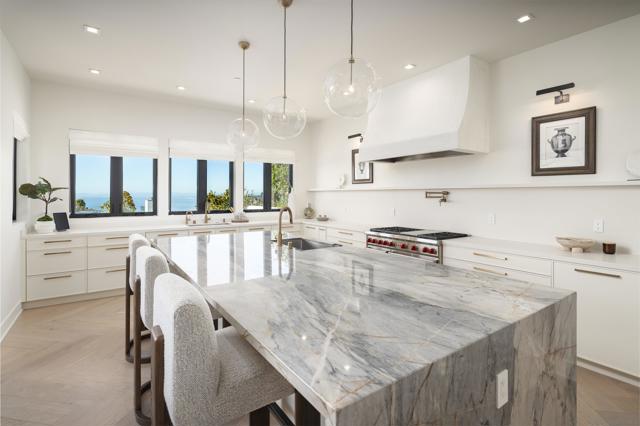 2365 Via Siena, La Jolla CA: https://media.crmls.org/mediaz/12524a57-6aea-4a4d-8496-d58b7c5fcb45.jpg