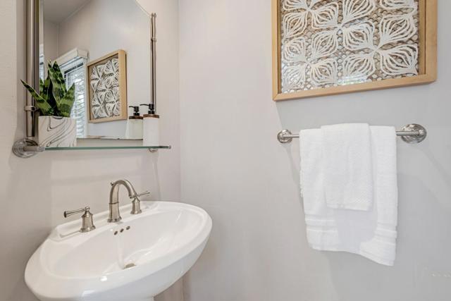 907 Cowper Street, Palo Alto CA: https://media.crmls.org/mediaz/12550468-0265-46e3-89d6-48739d1683f4.jpg