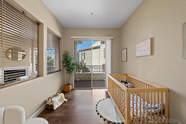 12362 Carmel Country Rd, San Diego CA: https://media.crmls.org/mediaz/12555564-c1a1-403e-b577-a810b3774871.jpg