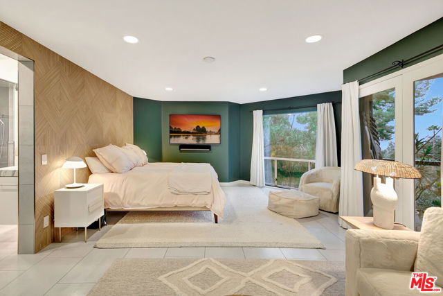 4102 Cachalote Street, Woodland Hills CA: https://media.crmls.org/mediaz/12566a4b-5c80-4f26-98e0-1bab29945632.jpg