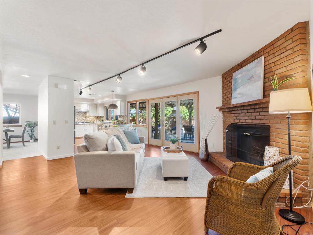 2646 Unicornio St - photo 13