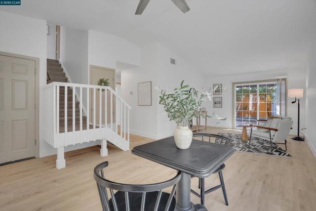 3253 Madrone St, Antioch CA: https://media.crmls.org/mediaz/125801da-ac17-467f-b66d-3cbb0e3baac9.jpg