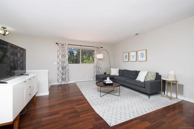 6581 Camino Capistrano, Carlsbad CA: https://media.crmls.org/mediaz/125882a2-ed9c-452f-81c1-86fc51b6f5bf.jpg