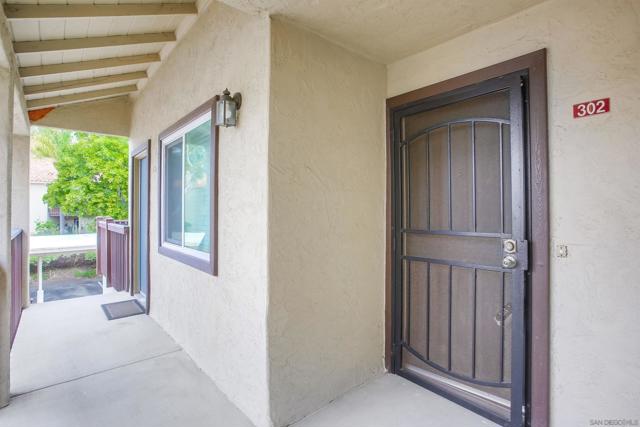 3513 Caminito Sierra, Carlsbad CA: https://media.crmls.org/mediaz/12588bb3-e303-4b8e-9043-6c3d267cc9ef.jpg