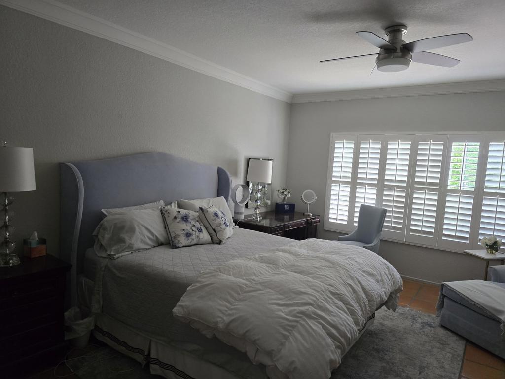 https://media.crmls.org/mediaz/1259ea3b-a9be-4927-8afb-e65da14de994.jpg?preset=X-Large