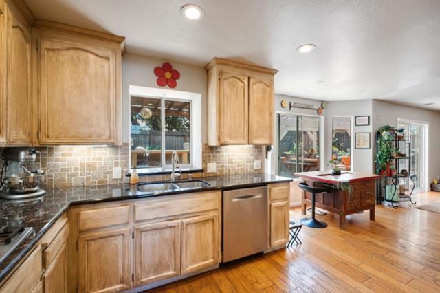 930 Hoesch Way, Gilroy CA: https://media.crmls.org/mediaz/125ad314-7d0d-49c6-922f-59e755b7f2f4.jpg