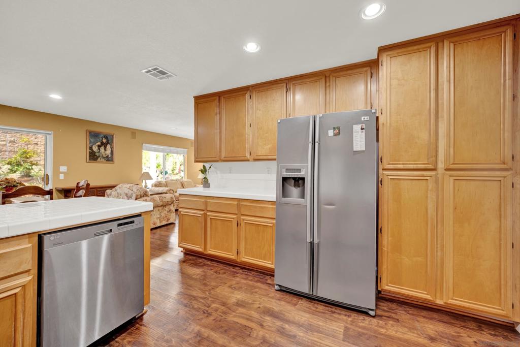 MLS #250033559SD image #18