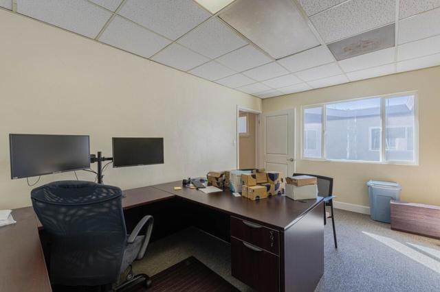 Image 32 of 35 For 109 Alisal Street