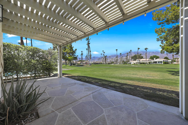 29879 E Trancas Drive, Cathedral City CA: https://media.crmls.org/mediaz/125ca674-9a21-41a6-becb-13dd89b2892d.jpg