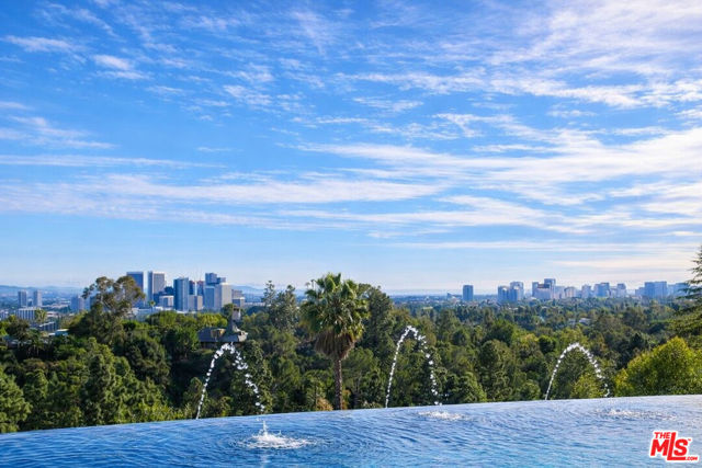 1169 Loma Linda Drive, Beverly Hills CA: https://media.crmls.org/mediaz/125cdc8b-d995-4301-9f51-42c87a608703.jpg