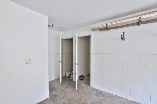 5829 San Juan Avenue, Citrus Heights CA: https://media.crmls.org/mediaz/125d6083-54b8-4daa-be5d-32a0c45a9645.jpg