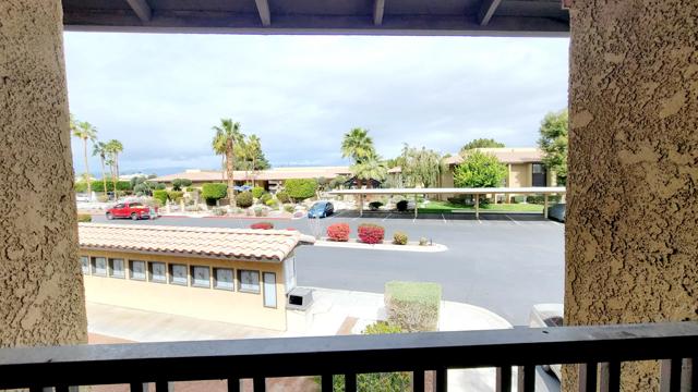 31200 Landau Boulevard, Cathedral City CA: https://media.crmls.org/mediaz/125dfa5e-bc7a-4222-aeb4-17e8202c222c.jpg