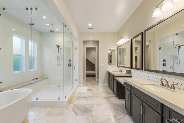 Image 20 of 43 For 964 Urania Avenue