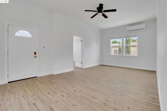 3208 Hosie Ave, Byron CA: https://media.crmls.org/mediaz/125e7275-c9d0-4449-ab44-82a20ace4bf5.jpg