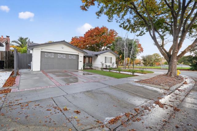 903 Lanewood Drive, San Jose CA: https://media.crmls.org/mediaz/125ecce2-af6e-4631-aa00-ab94c88179d3.jpg