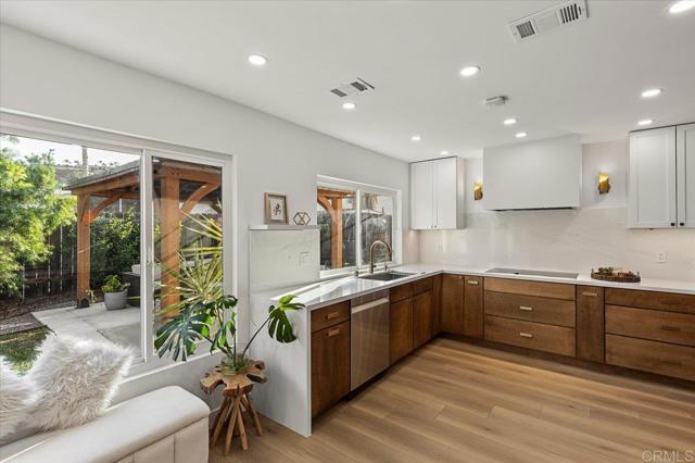 Image 5 of 13 For 13255 Betty Lee Way