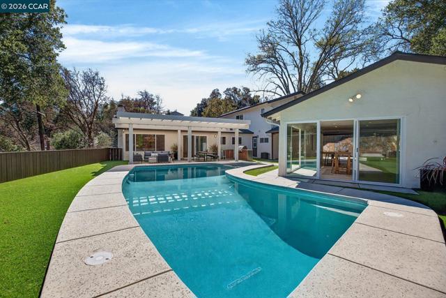 Image 38 of 51 For 1816 Meadow Ln