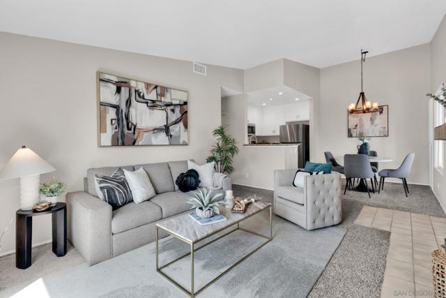 11523 Fury Ln, El Cajon CA: https://media.crmls.org/mediaz/12609104-78d3-461e-b6bd-fd221a5e8da8.jpg