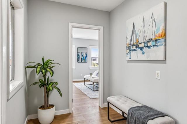 17221724 48th Avenue, San Francisco CA: https://media.crmls.org/mediaz/1260d204-334e-4ee5-a593-f4624a44eed9.jpg