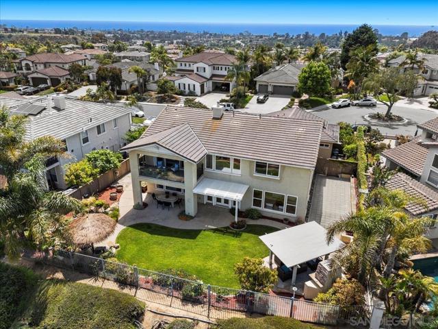 473 Sandalwood Ct, Encinitas CA: https://media.crmls.org/mediaz/1260f493-288e-4d11-9717-2b3418d2f825.jpg