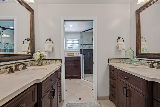204 Franciscan Dr, Danville CA: https://media.crmls.org/mediaz/12618ab6-feb0-4f4e-8ddf-6cf3a0e8a707.jpg