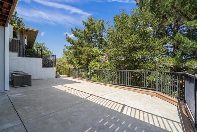 1501 Welburn Avenue, Gilroy CA: https://media.crmls.org/mediaz/12619d6f-1e4b-4d37-b187-842ae783a716.jpg