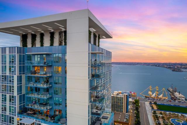 1388 Kettner Blvd, San Diego CA: https://media.crmls.org/mediaz/126287b5-5137-49e9-9039-4941b25b5968.jpg