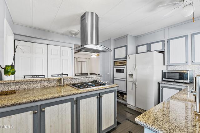 Detail Gallery Image 4 of 18 For 1550 Rory Ln #248,  Simi Valley,  CA 93063 - 2 Beds | 2 Baths