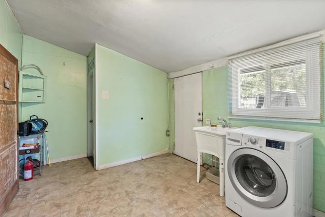 26742 San Felipe Rd, Warner Springs CA: https://media.crmls.org/mediaz/1262d912-5467-4f66-8917-c623aa8d2926.jpg