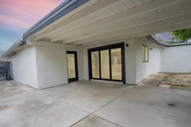 4664 Isleta Ave, San Diego CA: https://media.crmls.org/mediaz/12635923-5f41-49d8-bfac-9db1256afa86.jpg
