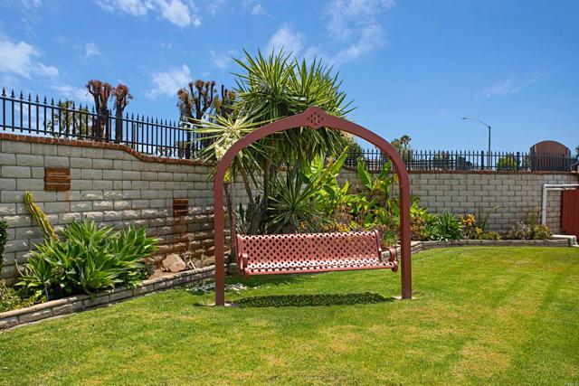 Detail Gallery Image 44 of 47 For 1506 Oak Drive #93,  Vista,  CA 92084 - 2 Beds | 2 Baths