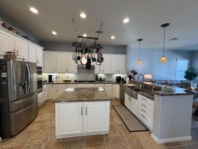 80372 Camino San Lucas, Indio CA: https://media.crmls.org/mediaz/1264392d-32ae-4e26-b1a8-dd65ecf9f493.jpg